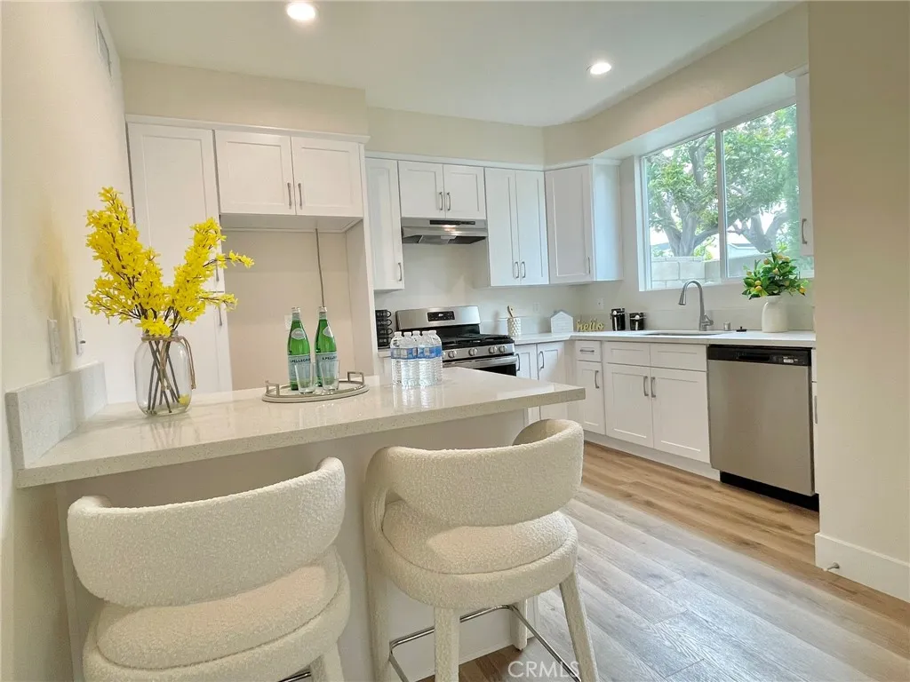 11237 Gladhill Road 12, Whittier, California 90604 home-pic-9